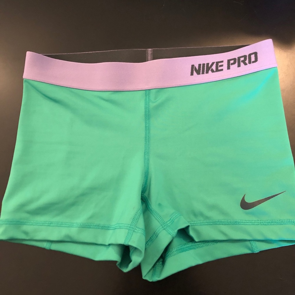 Nike green spandex shorts